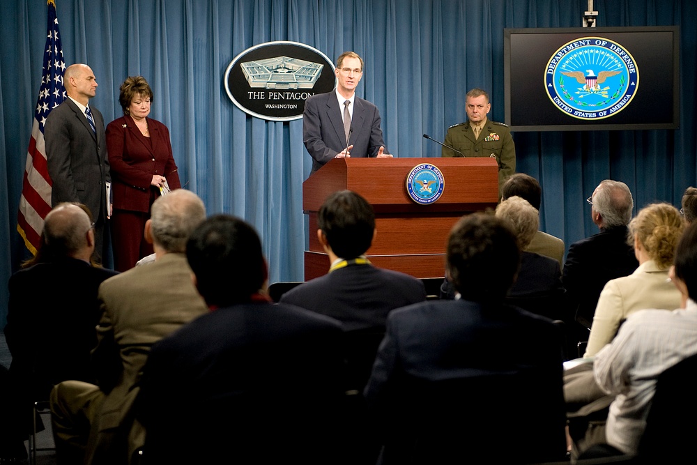 Thomas P. D'Agostino, Ellen Tauscher, Jim Miller and Gen. James Cartwright conduct a press conference to discuss the Nuclear Posture Review.