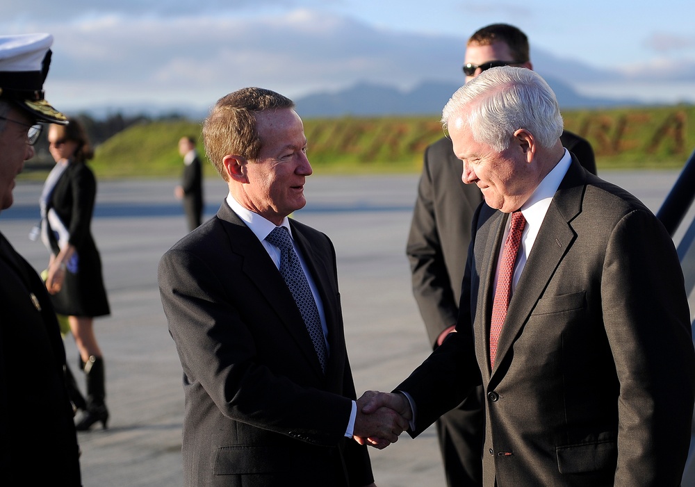 Secretary Gates is greeted by U.S. Ambassador to Colombia William R. Brownfield.