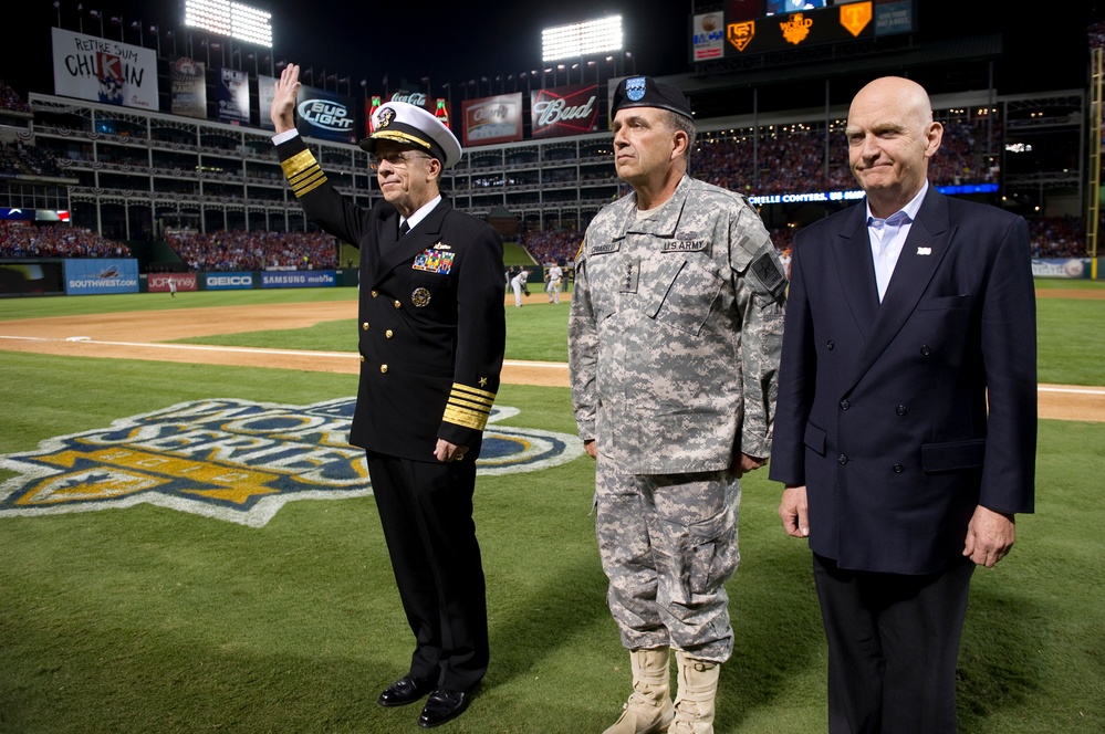 Adm. Mike Mullen, Gen. Peter W. Chiarelli and John Campbell are recognized for their dedication to service members.