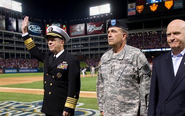 Adm. Mike Mullen, Gen. Peter W. Chiarelli and John Campbell are recognized for their dedication to service members.