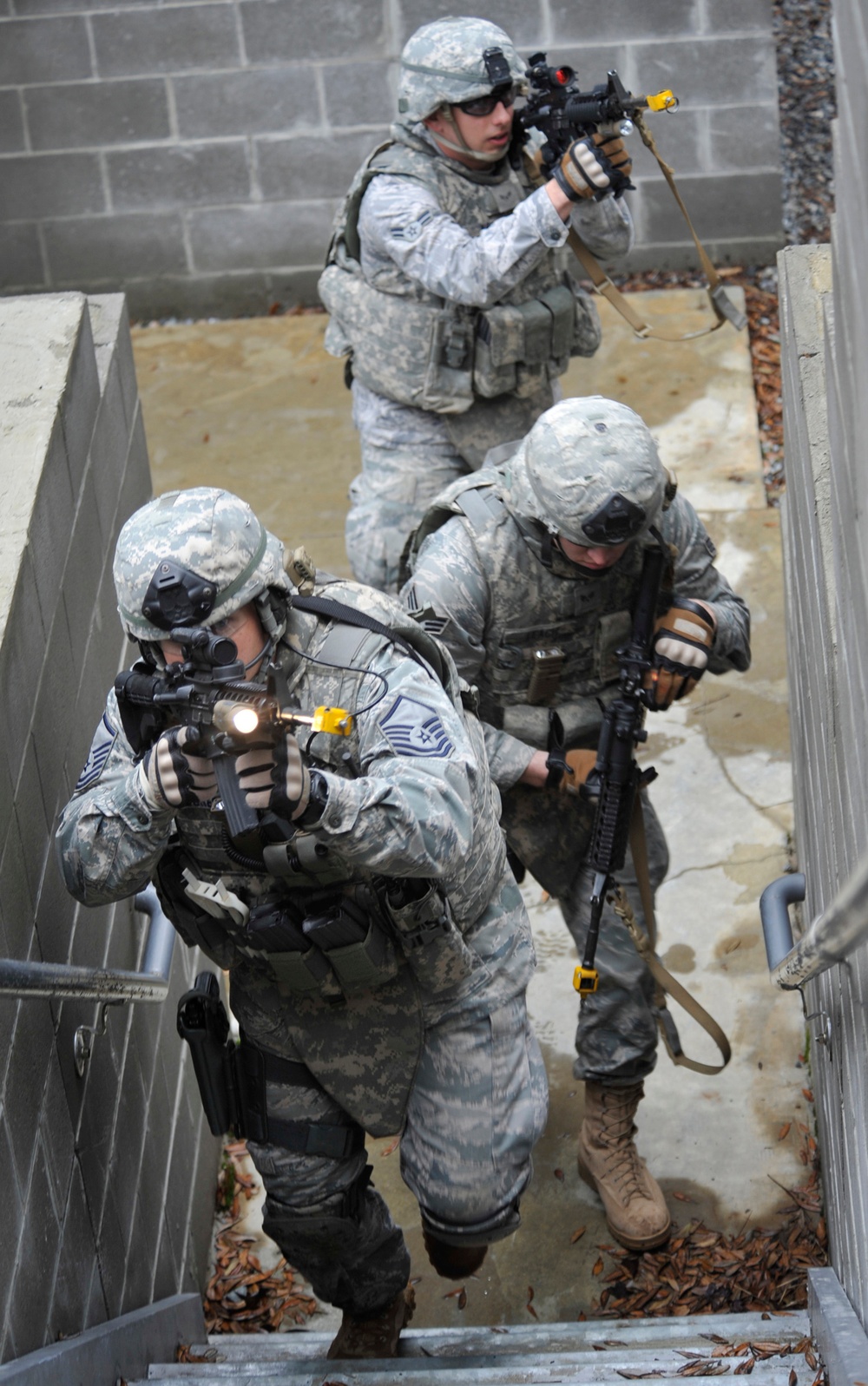 DVIDS - Images - Master Sgt. Kevin Jones, Senior Airman James Leach and ...