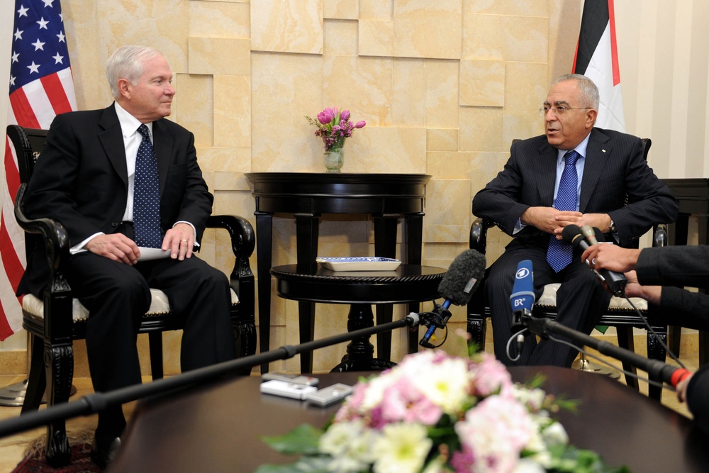 Secretary Gates meets with Palestinian Prime Minister Salaam Fayyed.