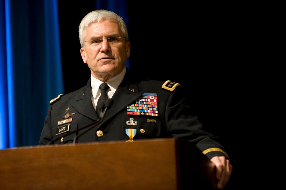 Gen. George Casey Jr. speaks at the conclusion of his retirement ceremony.