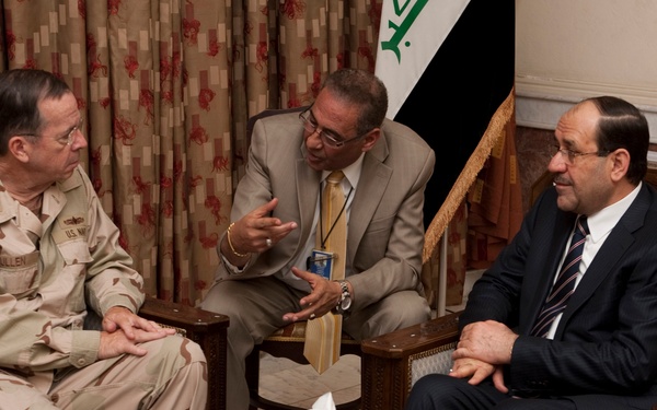 Adm. Mike Mullen meets with Iraqi Prime Minister Nouri al-Maliki in Baghdad.