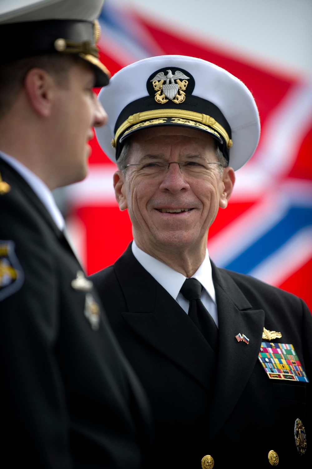 Adm. Mike Mullen tours the Russian corvette Steregushchiy in Petersburg.