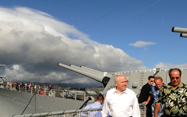 Secretary Gates tours the USS Missouri Memorial.