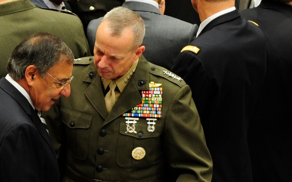 Secretary Panetta talks with Gen. John Allen