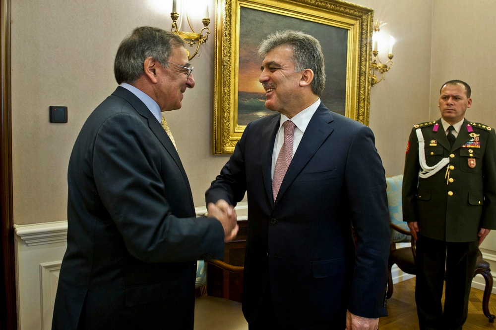 Secretary Panetta shakes hands with Turkish President Abdullah Gul.