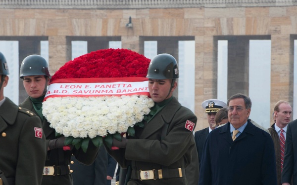 Secretary Panetta participates in a wreath laying ceremony.