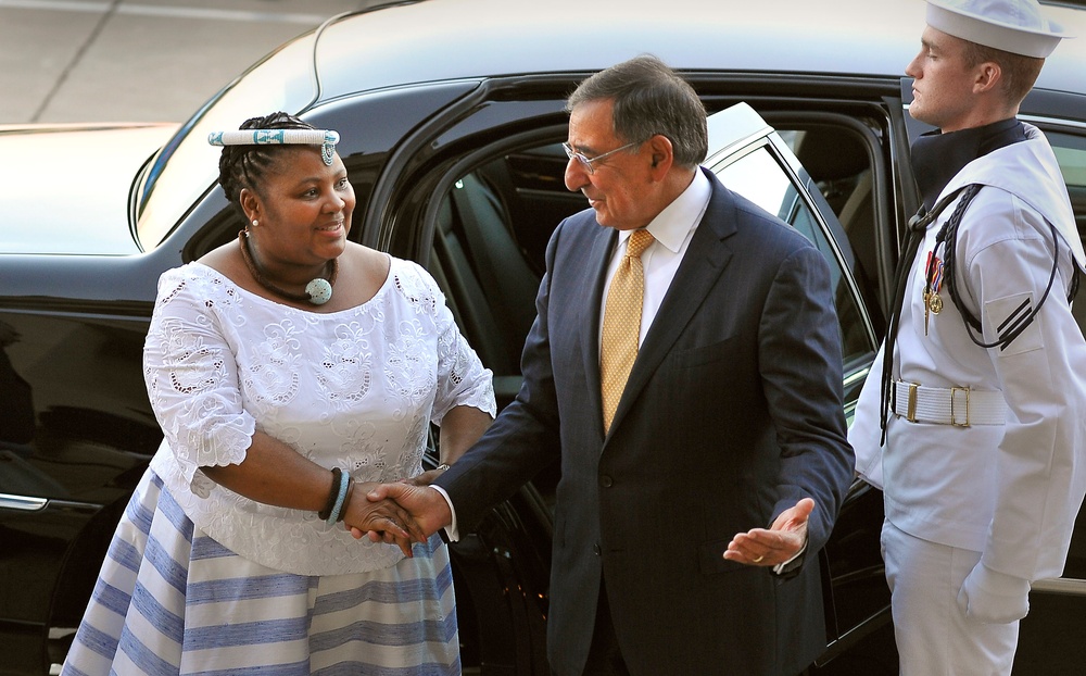 Secretary Panetta welcomes South Africa's Minister of Defense Mapisa-Nqakula