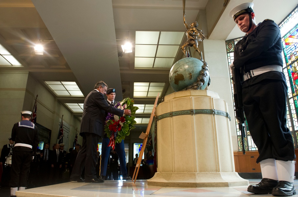 Secretary Panetta lays a wreath at the World War II Hall of Memories in Auckland.
