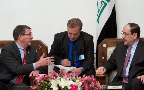 Deputy Secretary Carter meets with Iraqi Prime Minister Nuri al-Maliki