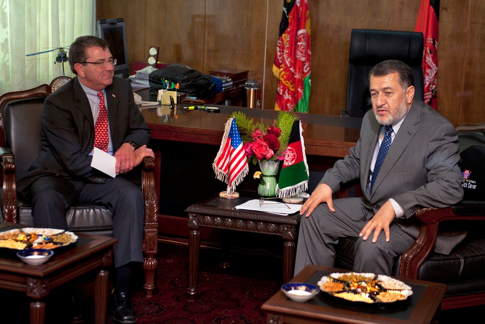 Deputy Secretary Carter meets with Afghan Minister of Defense Bismullah Muhammadi Khan