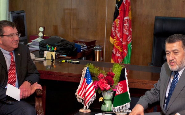 Deputy Secretary Carter meets with Afghan Minister of Defense Bismullah Muhammadi Khan
