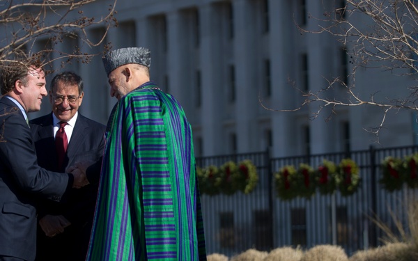 President Karzai and Secretary Panetta thank Jim Laychak for the tour of the Pentagon Memorial
