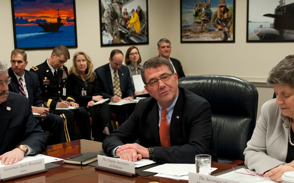 Deputy Secretary Carter and Secretary Napolitano convene the meeting of the Council of Governors