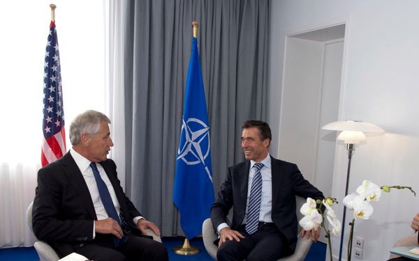Secretary Hagel meets with NATO Secretary General Rasmussen and NATO Deputy Secretary General Vershbow