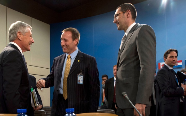 Secretary Hagel greets Canadian Minister of National Defense Peter MacKay