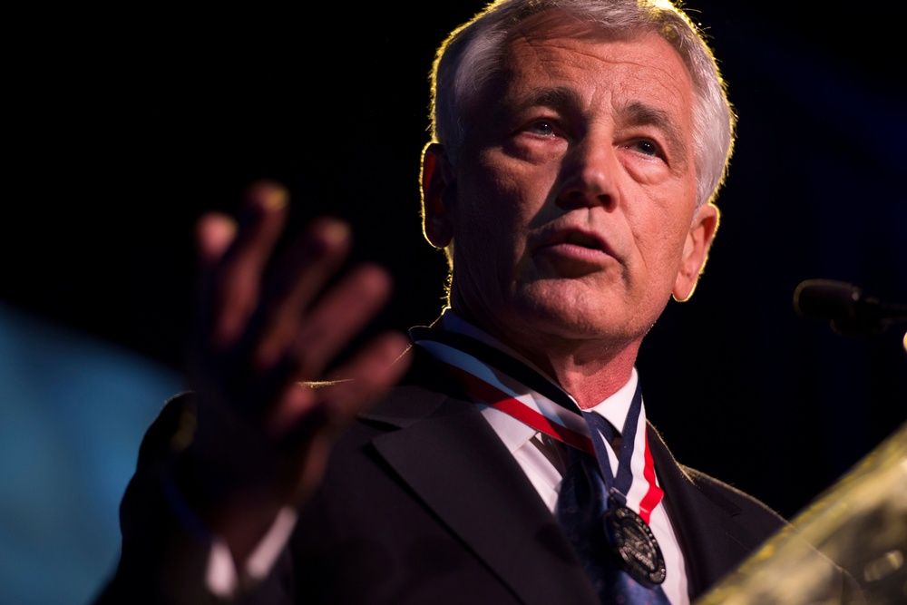 Hagel Receives 2014 Intrepid Freedom Award
