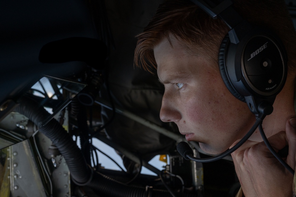 Air Mobility Command delivers global reach in DLE 25