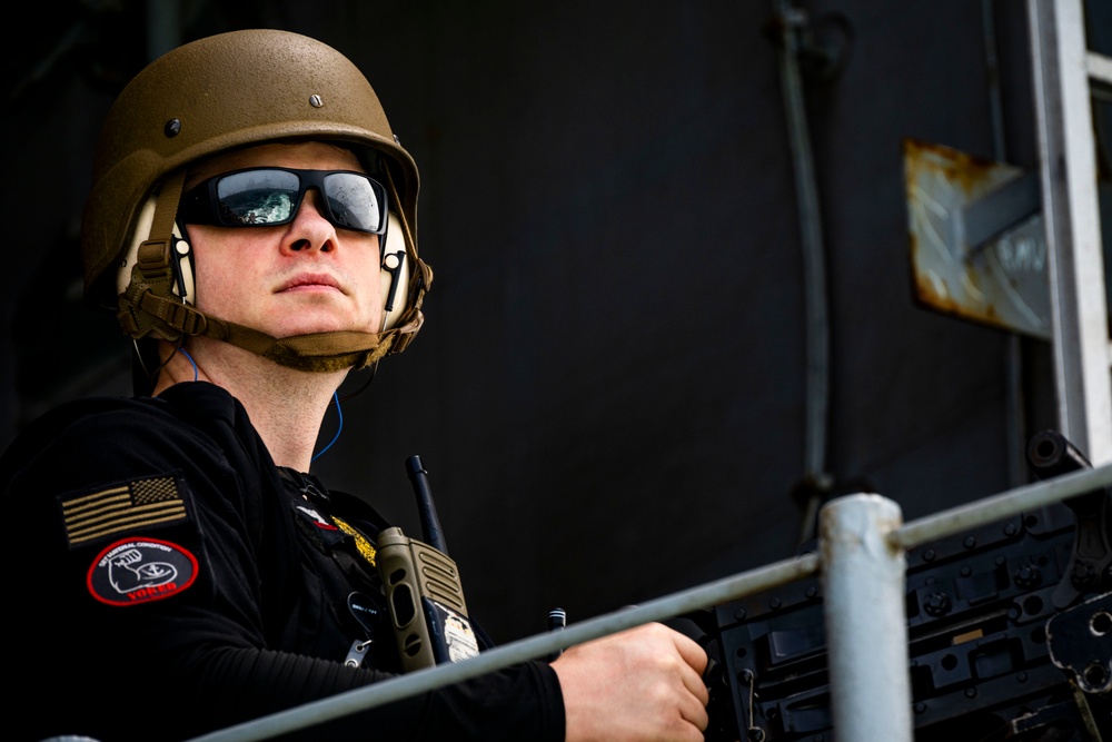 Nimitz Conducts a Live-Fire Exercise