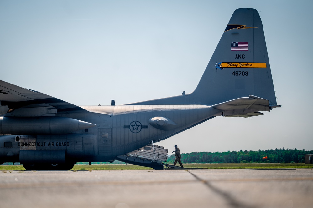103d Provides Rapid Fighter Jet Refueling &amp; Rearming in Record Time with C-130H