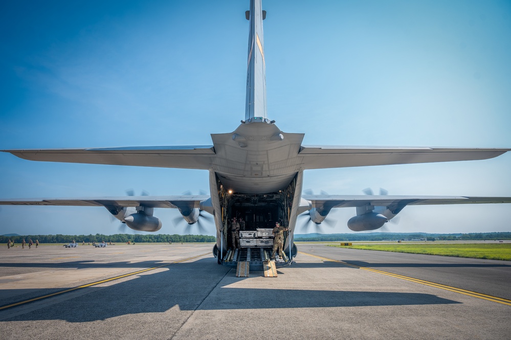 103d Provides Rapid Fighter Jet Refueling &amp; Rearming in Record Time with C-130H