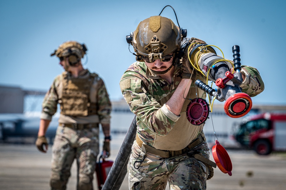 103d Provides Rapid Fighter Jet Refueling &amp; Rearming in Record Time with C-130H
