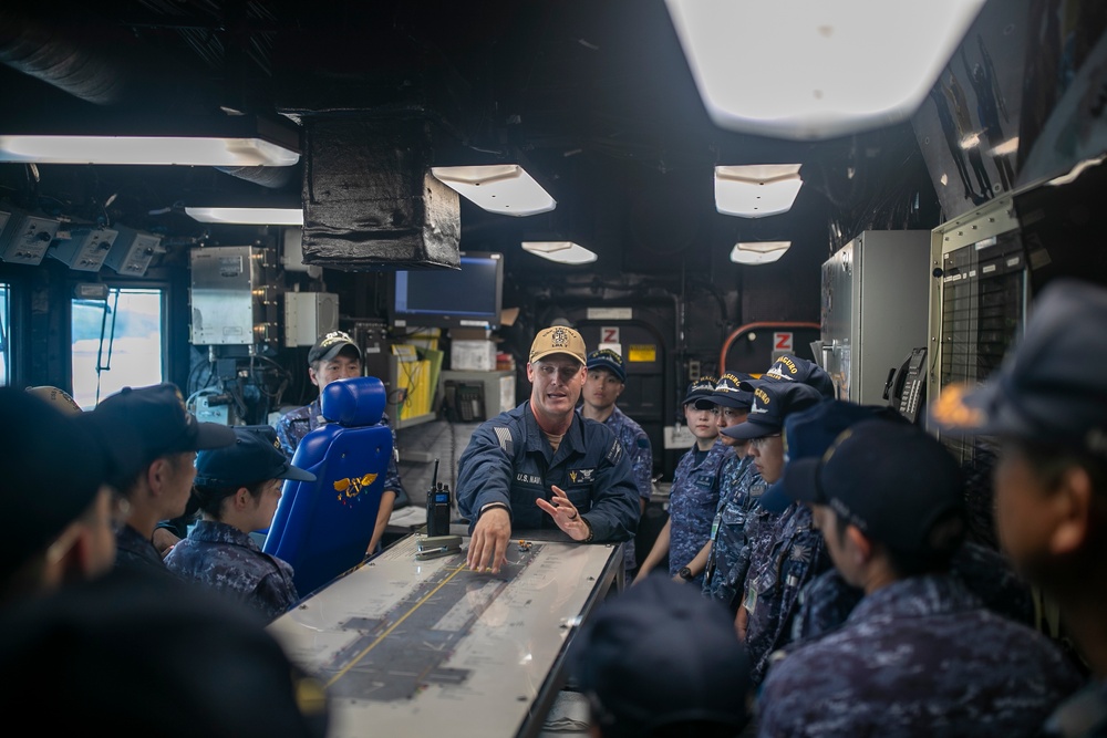 Tripoli Hosts Japanese Navy Officers