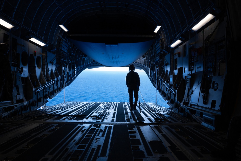 Training for proficiency: C-17 crew practices cargo drops during TS25