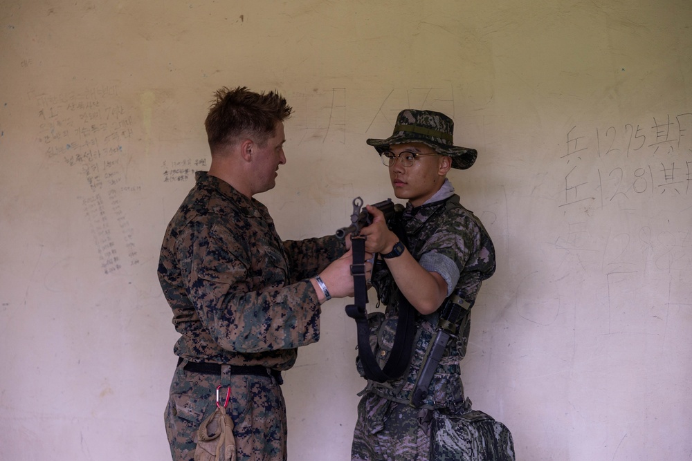 2/23 Marines exchange practices with ROK Marines and conduct MOUT Drills during KMEP 25.2