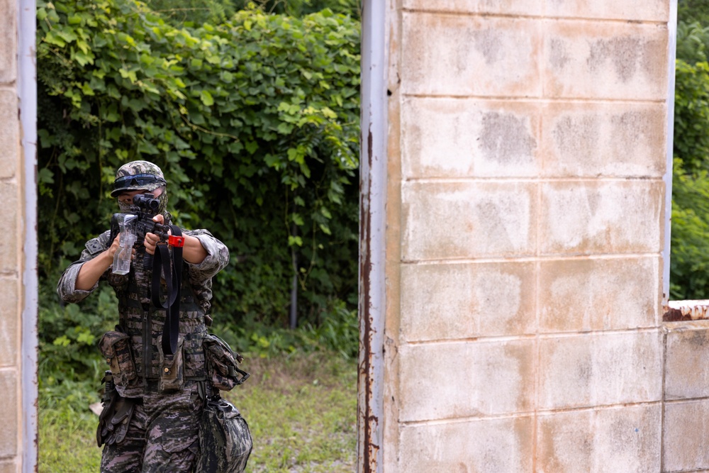 2/23 Marines exchange practices with ROK Marines and conduct MOUT Drills during KMEP 25.2