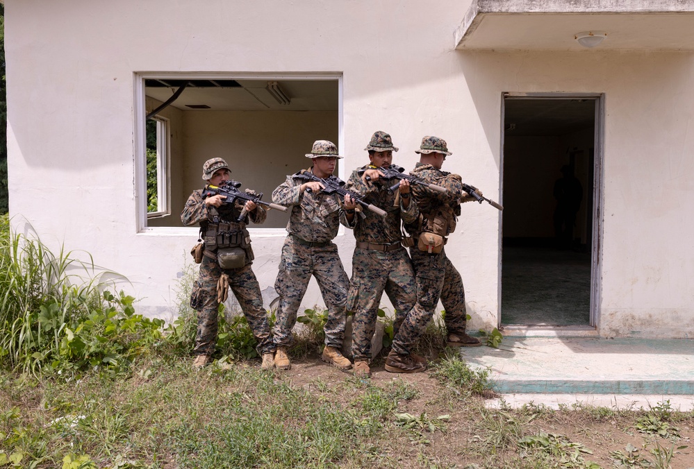 2/23 Marines exchange practices with ROK Marines and conduct MOUT Drills during KMEP 25.2