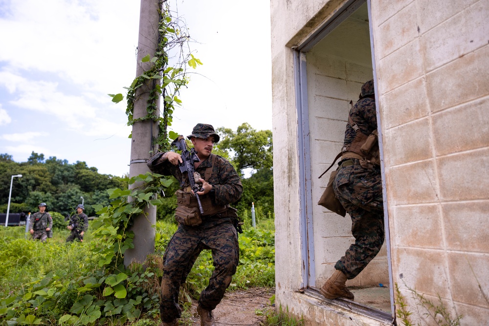 2/23 Marines exchange practices with ROK Marines and conduct MOUT Drills during KMEP 25.2