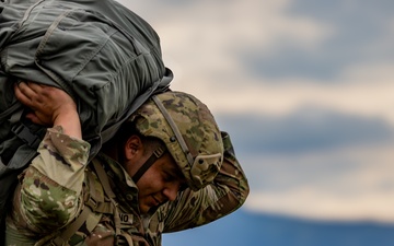 173rd Airborne Brigade performs an airborne operation in Aviano