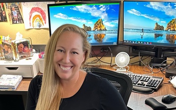 NAVFAC Washington Announces Sarah Lowell as Supervisor of the Year
