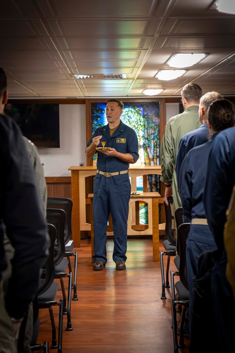 USS Gerald R. Ford (CVN 78) Chaplain Leads Religious Service
