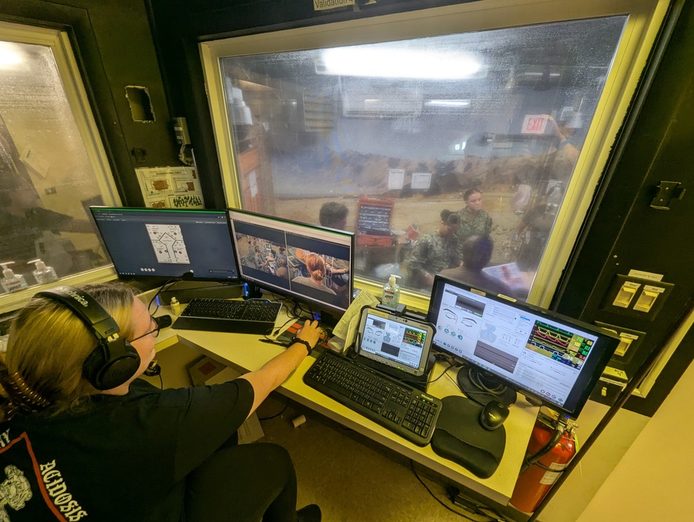 Navy Reservists hone medical skills during Operation Commanding Force at Fort Drum