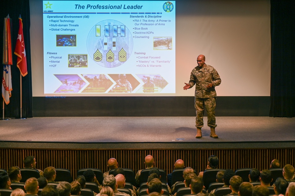 Gen. Brito Visits Fort Huachuca, Emphasizes Leadership, Modernization, and the Army Profession