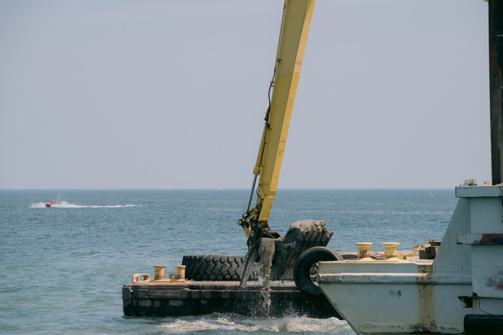 Dredging Begins at Great Sodus Bay