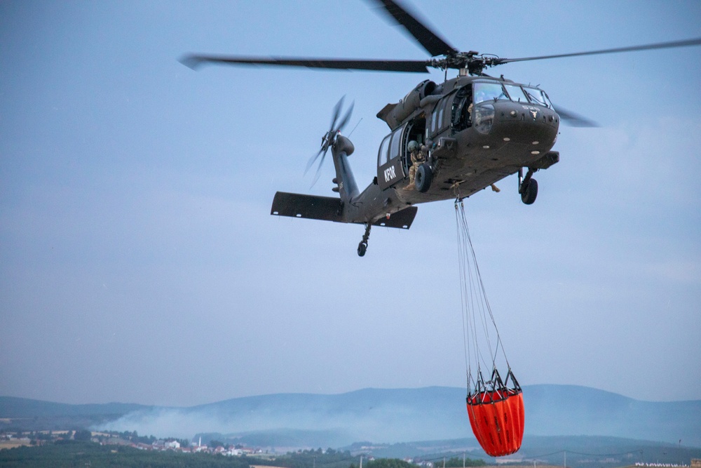 KFOR RC-E Aviation Soldiers Respond to a Wildfire