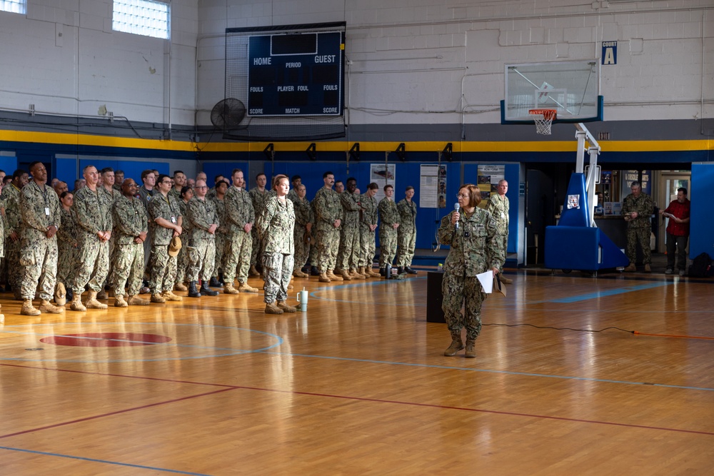 Rear Adm. Walz Speaks to RSOI Sailors