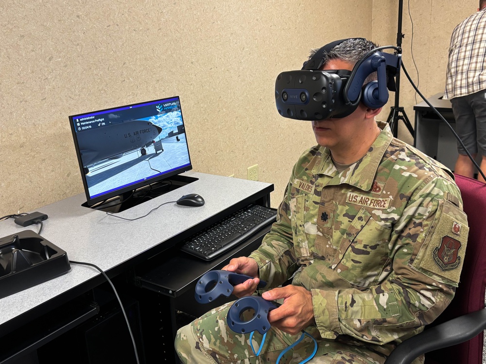 Immersive Training Technology Comes to Grissom