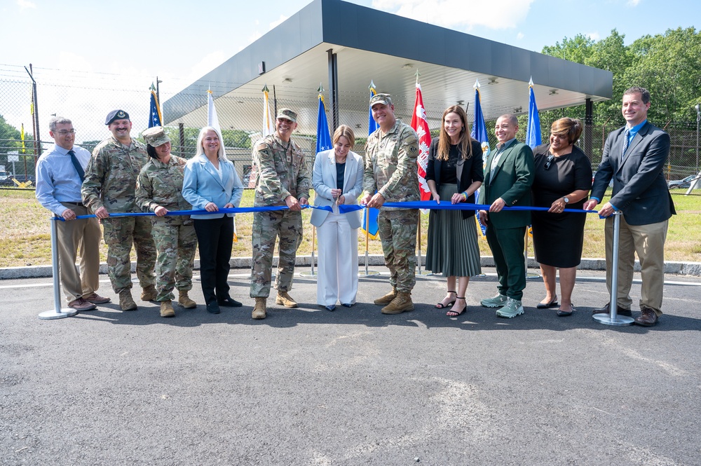 Ribbon-cutting ceremony marks official opening of Sartain Gate