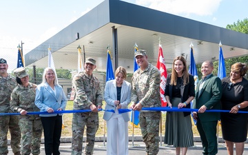 Ribbon-cutting ceremony marks official opening of Sartain Gate