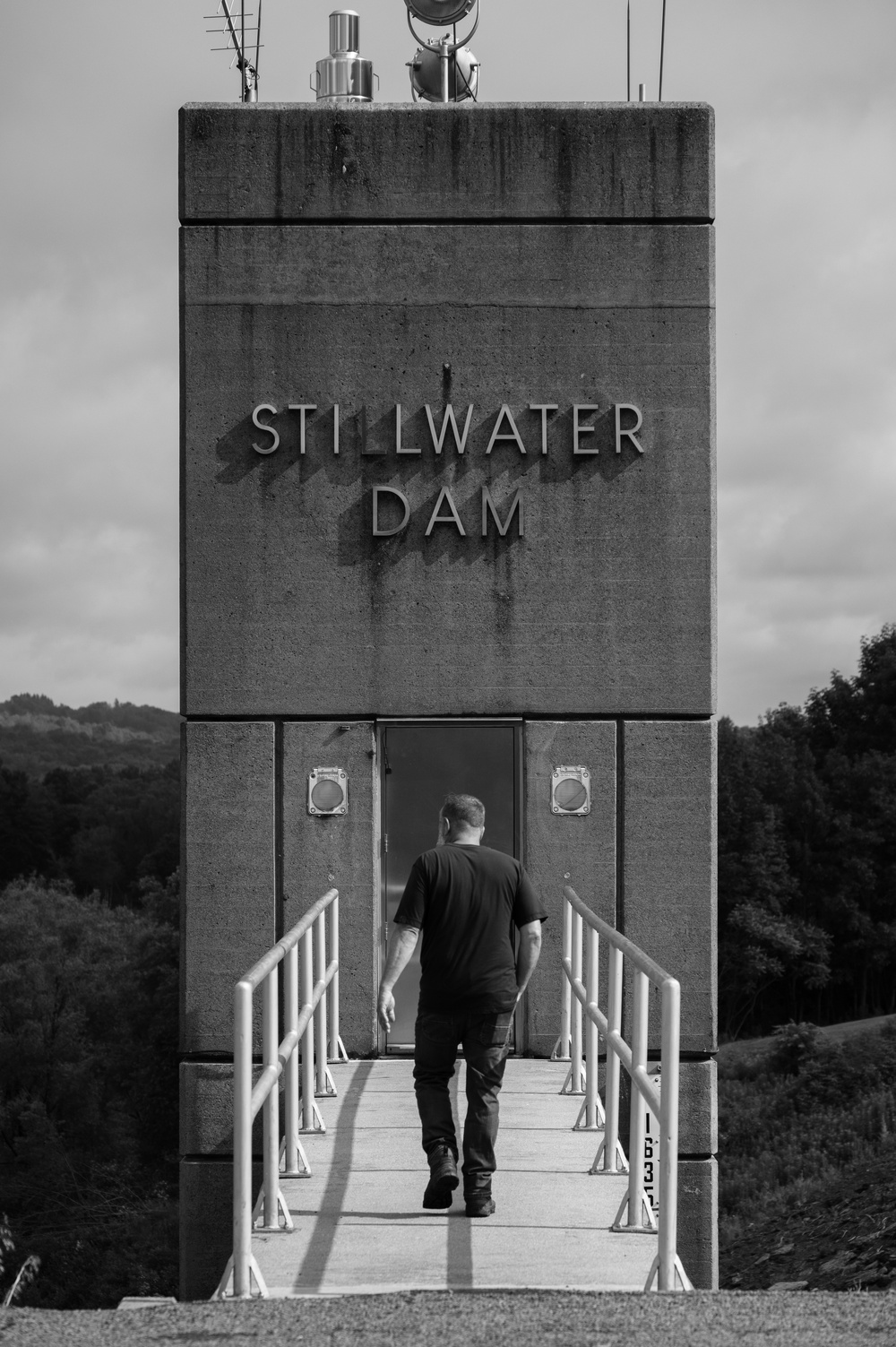 Baltimore District leadership visits Stillwater Dam project