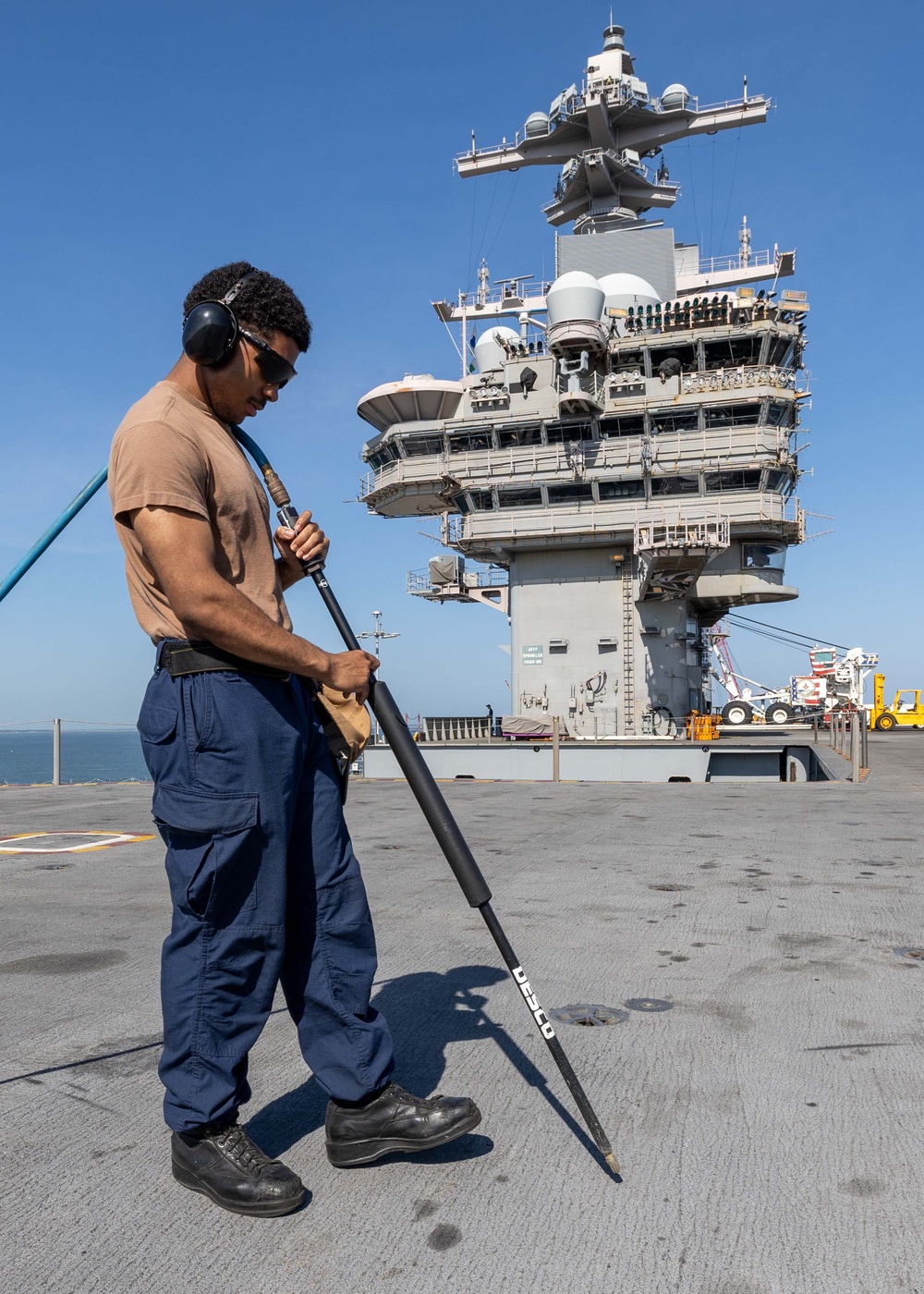 Daily Operations Aboard USS George H.W. Bush (CVN 77)