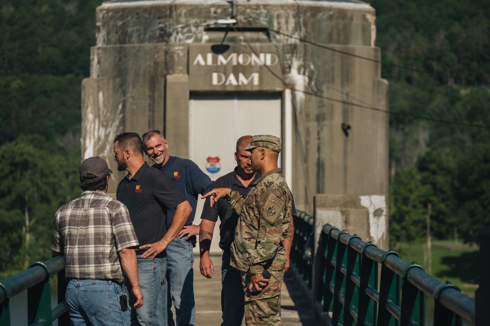 Baltimore District leadership visits Almond Dam project