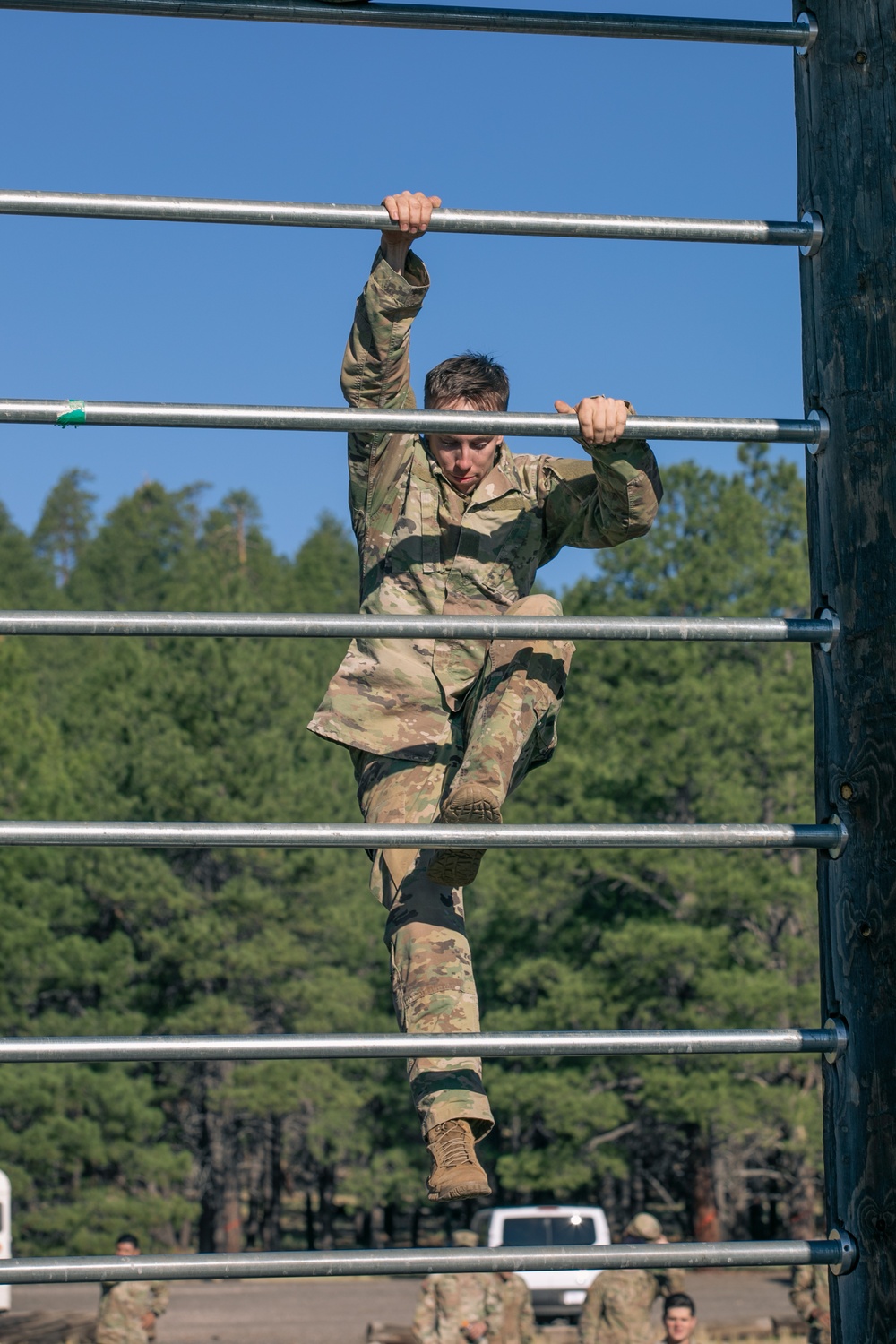 1-158th Infantry Regiment Light Leaders Obstacle Course
