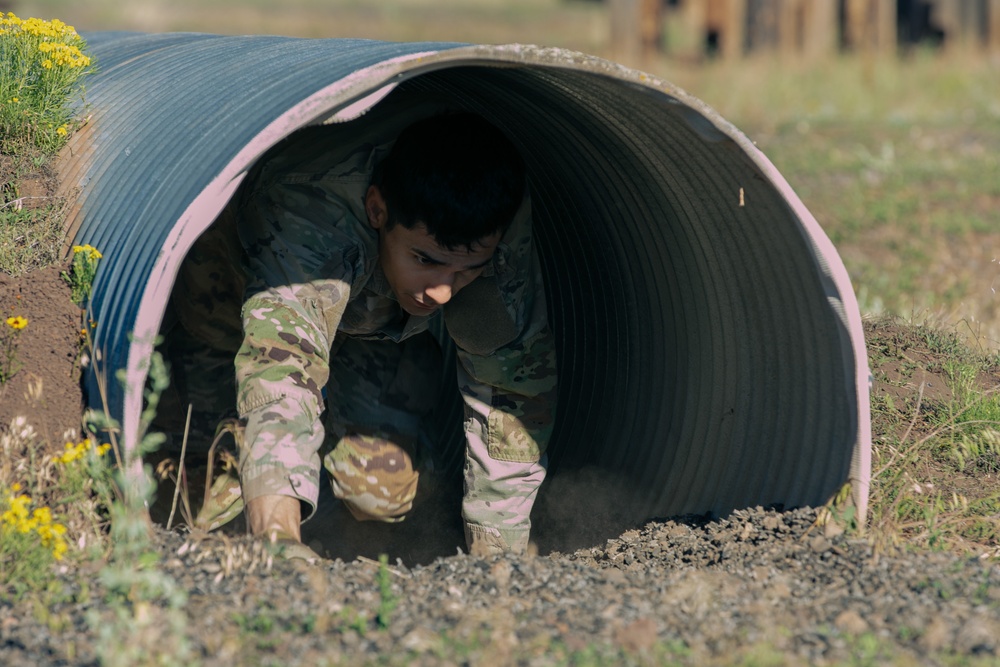 1-158th Infantry Regiment Light Leaders Obstacle Course